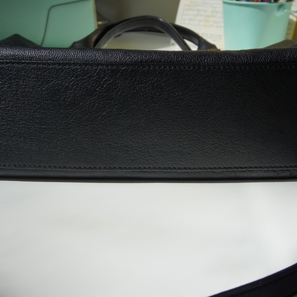 Michael Kors Handbag - Picture 3 of 4